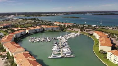 Causeway Adası Havalimanı, Fort Pierce, Florida
