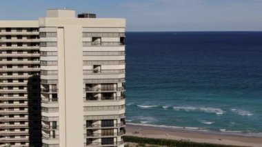 Fort Pierce, Florida 'da Rıhtım Apartmanı