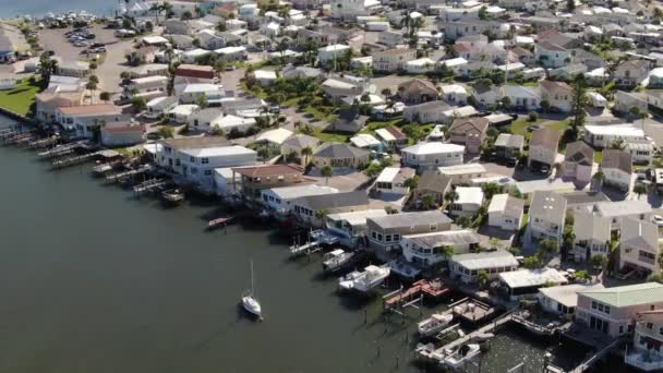 Aérea Casas Frente Mar Fort Pierce Florida — Vídeos de Stock