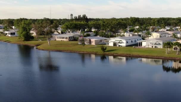 Antenne des Spanish Lake Golf Village, Port St. Lucie, Florida