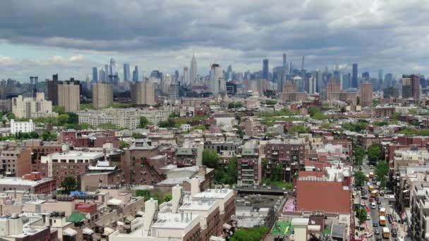 Aerial Williamsburg Sebuah Lingkungan Brooklyn New York Meskipun Menjadi Lebih — Stok Video