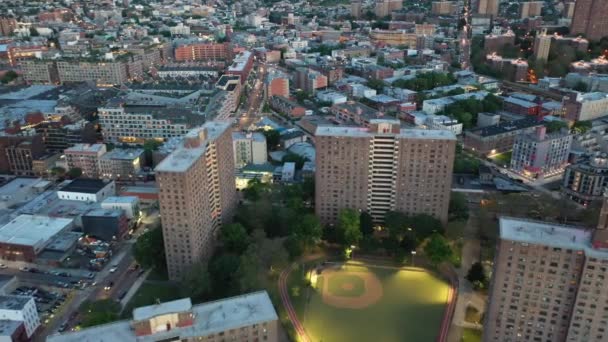 Bushwick Vibrante Bairro Brooklyn Possui Diversos Marcos Desde Parque Maria — Vídeo de Stock