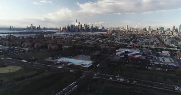 Red Hook Brooklyn Den New York Havalimanı Skyline — Stok video