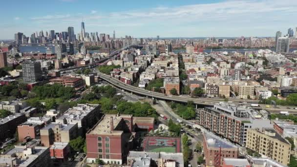 Bushwick Vibrant Brooklyn Neighborhood Boasts Diverse Landmarks Maria Hernandez Park — Stock Video