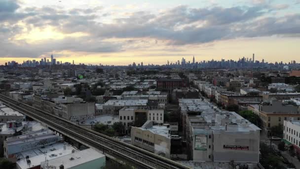 Bushwick Barrio Vibrante Brooklyn Nueva York Caracteriza Por Sus Diversos — Vídeo de stock