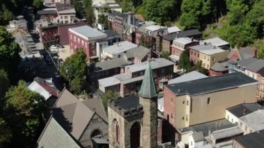 NYC Metro Drone Aerial ile çekim yapıyor. Manhattan ve New Jersey Hudson Nehri üzerinde