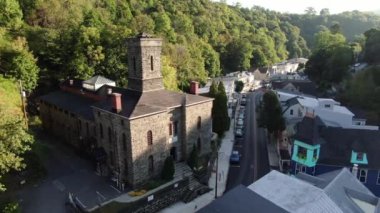 NYC Metro Drone Aerial ile çekim yapıyor. Manhattan ve New Jersey Hudson Nehri üzerinde