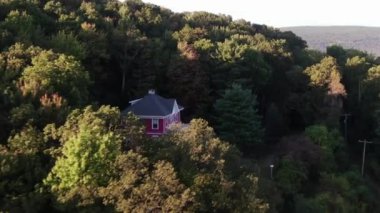 NYC Metro Drone Aerial ile çekim yapıyor. Manhattan ve New Jersey Hudson Nehri üzerinde