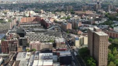 NYC Metro Drone Aerial ile çekim yapıyor. Manhattan ve New Jersey Hudson Nehri üzerinde