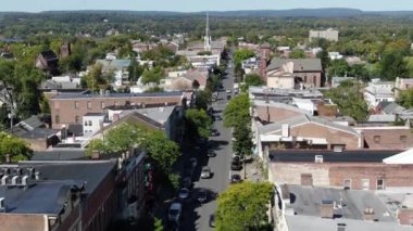 NYC Metro Drone Aerial ile çekim yapıyor. Manhattan ve New Jersey Hudson Nehri üzerinde