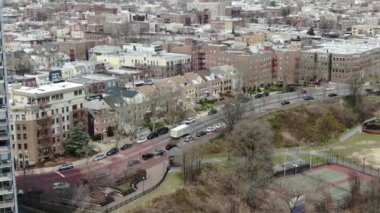 Nehir Yolu üzerindeki Port Imperial Aerial NJ Hudson County, Bergen County (2016)