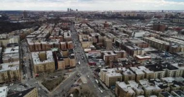 Manhattan 'daki Manastır, Tryon Parkı' nda bulunan Metropolitan Sanat Müzesi 'nin bir şubesidir. Ortaçağ Avrupa heykel ve fresklerinden oluşan bir koleksiyona sahip bir müze. 