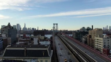 Weylin Williamsburg Bridge Subway
