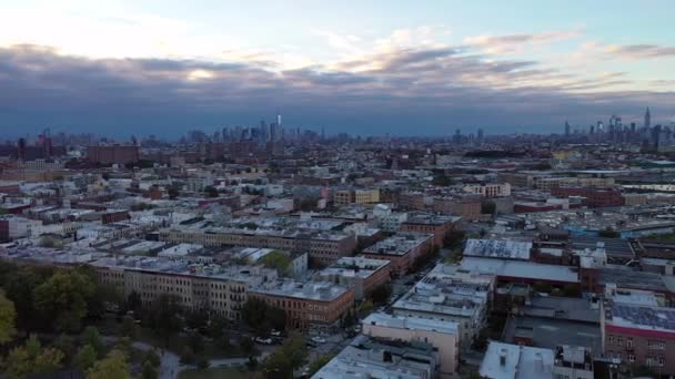 Queens Různorodá Čtvrť New Yorku Může Pochlubit Mnoha Památkami Ikonických — Stock video