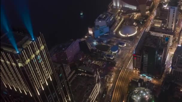 Skyskrapor Torn Höga Höjder Byggnader Strukturer Ljus Upplyst Urban Stadsbild — Stockvideo
