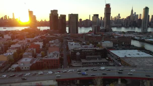 Greenpoint Brooklyn Aerial 2021 — Vídeo de Stock
