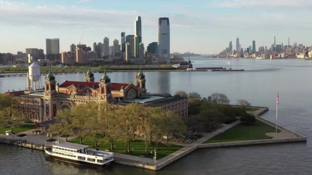 Ellis Island New York Coronavirus May 2020 — стоковое видео