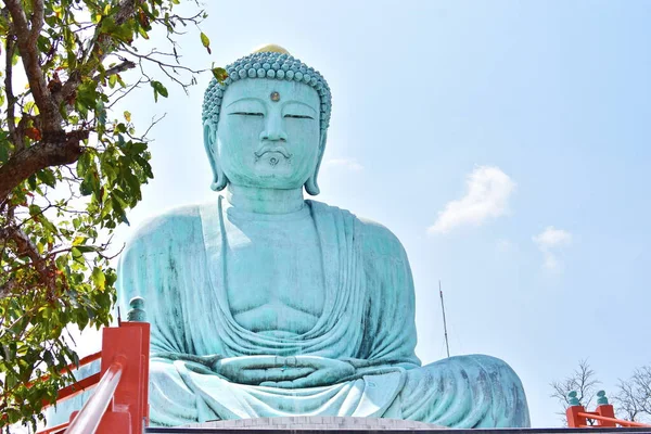 Daibutsu, Büyük Buda Cephesi Görünümü.