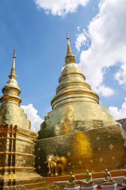 Wat Phra Singh Tayland 'ın kuzeyindeki Chiang Mai bölgesinde bulunan bir Budist tapınağıdır.. 