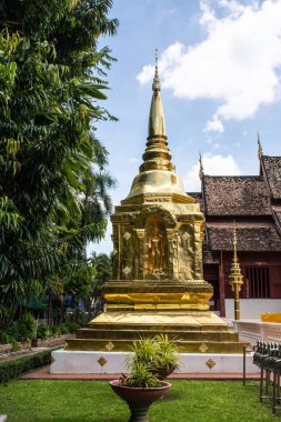 Wat Phra Singh Tayland 'ın kuzeyindeki Chiang Mai bölgesinde bulunan bir Budist tapınağıdır.. 
