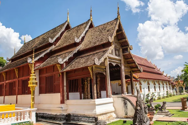 Innerhalb Des Wat Phra Singh Befindet Sich Ein Buddhistischer Tempel — Stockfoto