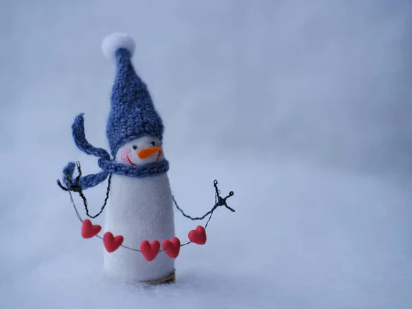 Boneco Neve Com Coração Cupidos Neve — Fotografia de Stock