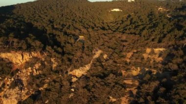 Cap Nono, Santa Ines, İbiza 'daki uçurumların hava görüntüleri..