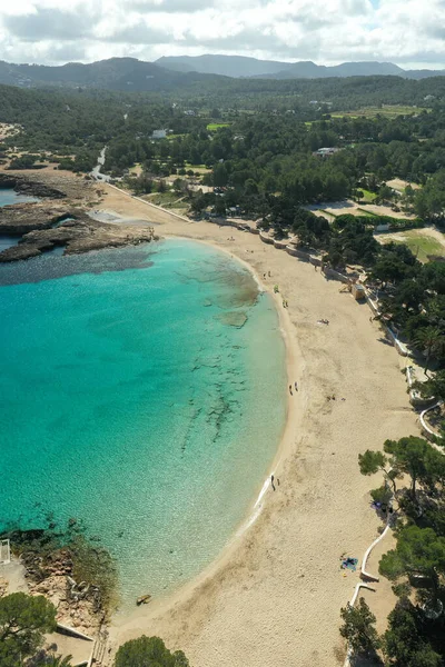 Ibiza 'daki Cala Bassa' nın hava görüntüsü