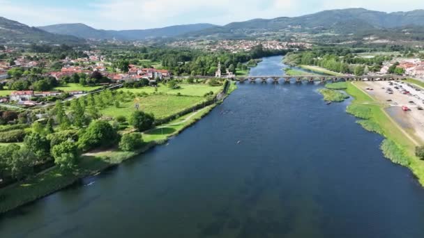 Town Portugal Crossed River People Enjoy Free Time — Stockvideo