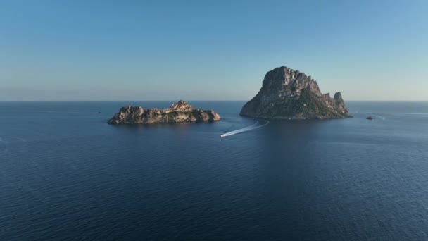 Aerial Video Vedra Vedranell Islands Ibiza Yacht Returning Visiting Sailing — Vídeos de Stock