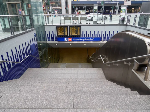 Essen Nrw Germany Вход Главную Станцию Метро Эссене Лестницы Ведущие — стоковое фото