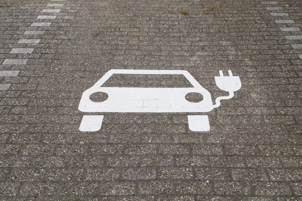 Parking Space Charging Electric Cars Electric Car Symbol Cobblestones — Stock Photo, Image