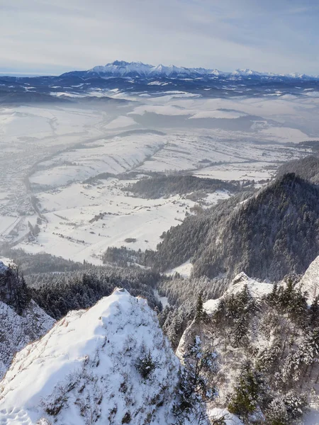 Winter Landscape Pieniny Mountains Tatra Mountains Background View Top Trzy — Zdjęcie stockowe