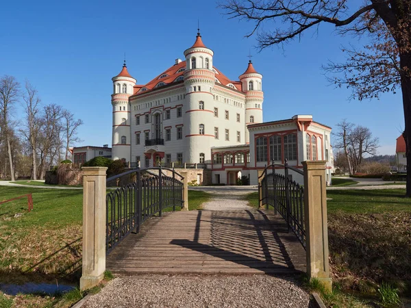 Wojanow Polen April 2022 Det Historiska Palatset Byn Wojanow Idag — Stockfoto