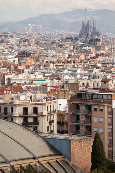 圣族教堂的城市景观 Sagrada Familia Temple Barcelona — 图库照片