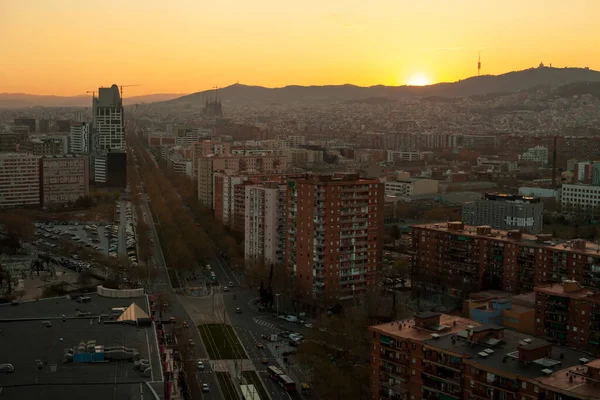 Stadsgezicht Van Barcelona Berg Tibidabo Tijdens Zonsondergang — Stockfoto