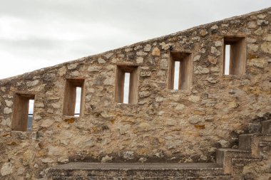 Eski şato Avrupa 'yı harap etti İspanya' yı tarihi eser haline getirdi