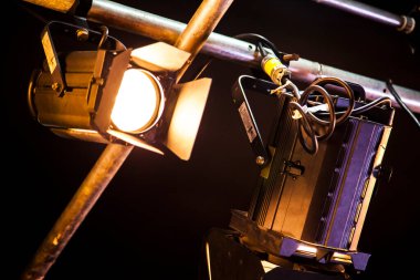 Stüdyo ışıklandırması profesyonel kayıt podcast ışıkları