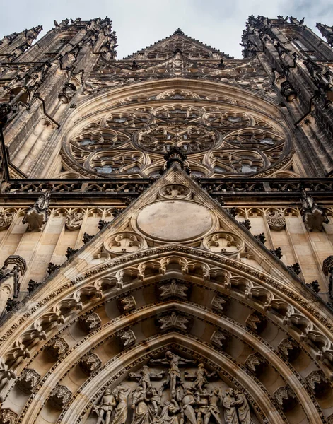 Fuori Della Facciata Cattedrale Praga Architettura Gotica Repubblica Ceca — Foto Stock