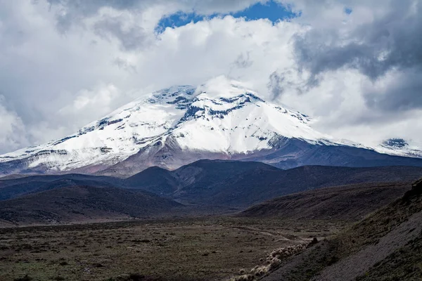 El chimborazo, Ekvador, And Dağları 'nın manzarası.