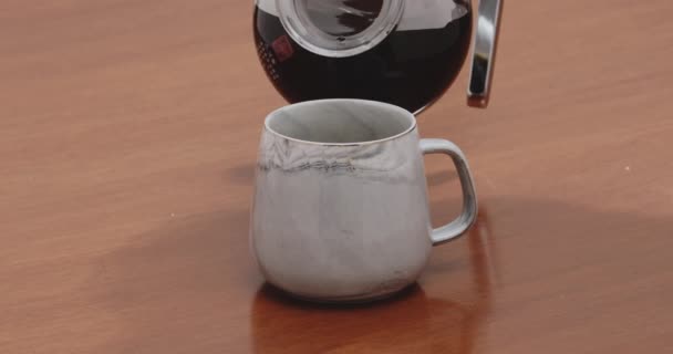 Rauchen Tasse Schwarze Spezialität Kaffee Zeitlupe Heißen Kaffee Wirbel — Stockvideo