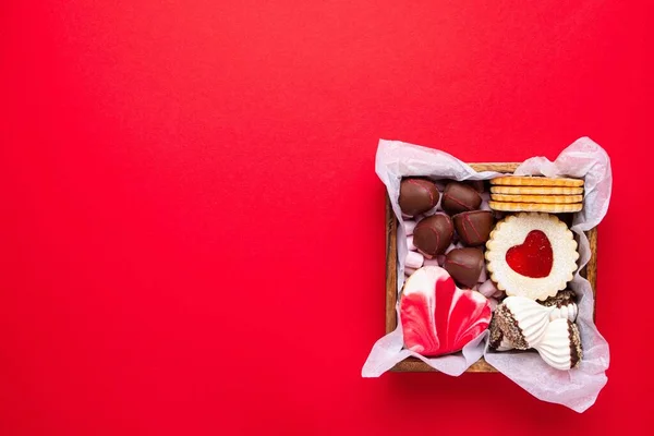 Valentines Day Sweets Cookies Wooden Box Red Background Chocolate Meringue — 图库照片