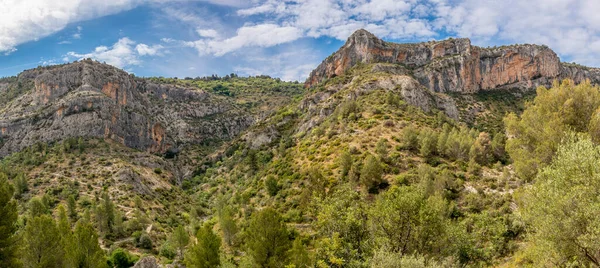 バランス ラガー 英語版 で推論される 800の石段のハイキングコースは ハイキングの大聖堂と呼ばれます Vall Laguar アリカンテ スペイン — ストック写真