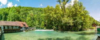 Blautopf, Blaubeuren, Baden Wuerttemberg, Almanya 