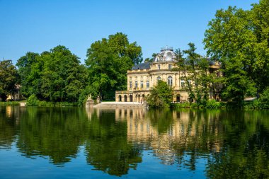 Ludwigsburg, Almanya 'daki Monrepos Kalesi