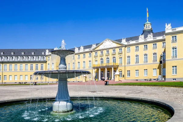 Καρλσρούη Βάδη Βυρτεμβέργη Γερμανία 2018 Κάστρο Καρλσρούης — Φωτογραφία Αρχείου