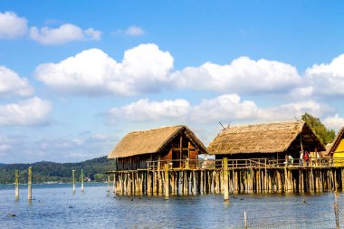 Pfahlbauten, Unteruhldingen, Baden Wuerttemberg, Almanya 