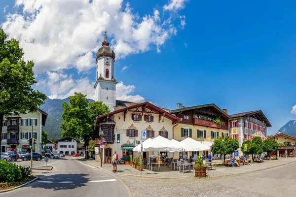Garmisch Partenkirchen 'deki Saint Martin Kilisesi, Bavyera, Almanya 
