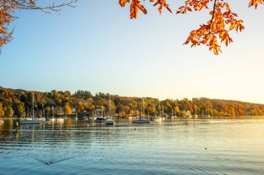 Ammersee Gölü, Herrsching, Bavyera, Almanya 