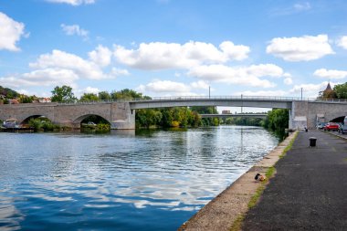 Ana nehir Ochsenfurt, Bavyera, Almanya 